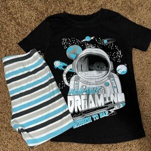 Boys Pajamas, size 6